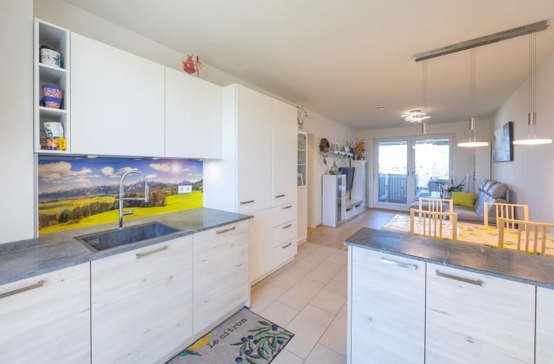 Moderne und neuwertige 4-Zimmer-Wohnung in Gronsdorf – Küche