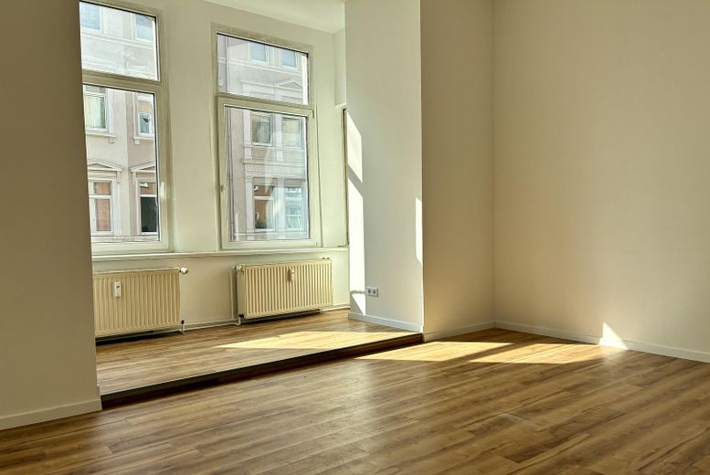 Hochwertige Fünfer-WG, Familienwohnung oder Praxis: Erstbezug nach Kernsanierung in der Innenstadt – Zimmer C