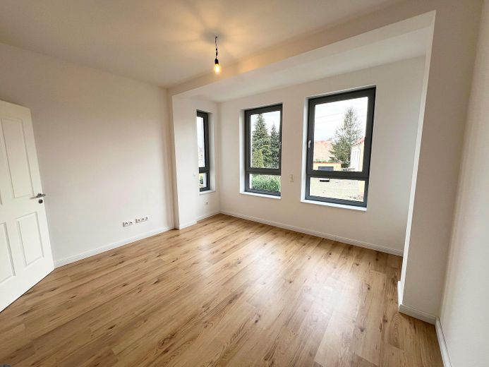 LUSSO vicino all’Elba: esclusivo appartamento di 2 locali con balcone e riscaldamento a pavimento *standard di nuova costruzione* – geräumiges Schlafzimmer