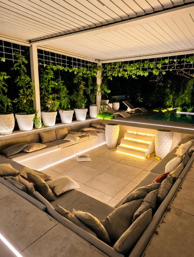 Эксклюзивно #без комиссии# Новостройка KfW55, квартира 215 м² с мебелью, 2 бассейна, спортзал, сауна, пруд с кои – Фото 3