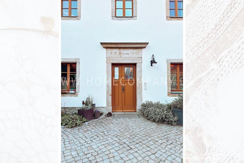 27202 HomeCompany Dresden Möbliert/Furnished 3-Zimmer Wohnung mit Balkon in Dresden-Naußlitz max. 4 Personen – d8d58bfcb428ede7c2c642ee37b7c723ea45bcdc.jpg