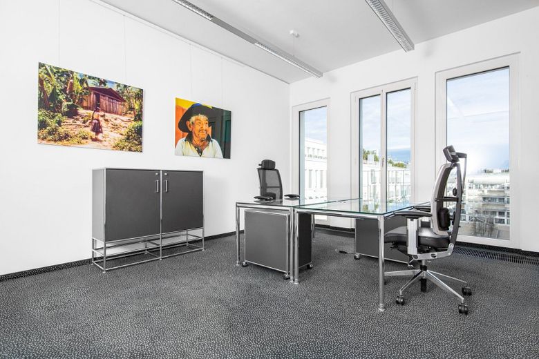 Pronájem kanceláře 1.011 m² – Foto 7