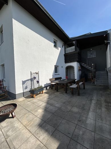 Terrasse unten
