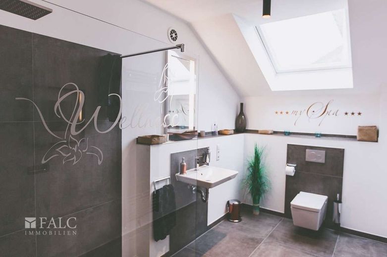 Neubauprojekt Mehrgenerationenhaus inkl. Einliegerwohnung! – Beispiel Badezimmer