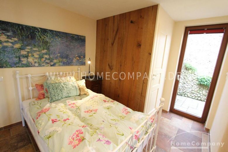 Charmantes, vollmöbliertes 2-Zimmer-Apartment in ruhiger Lage am Teich in Bonn-Oberkassel! – 2965c3a7b46e4bb71654889fd54347c51a73ef4c.jpg