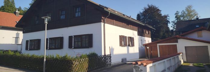 Mehrfamilienhaus 4 Wohneinheiten mit PV-Ertrag in 87616 Marktoberdorf