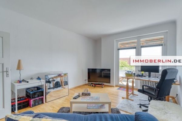 IMMOBERLIN.DE - City-West ile Grunewald arasında balkon locialı hoş eski yapı dairesi