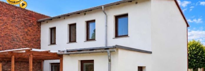 No commission. Modernized detached house with a beautiful plot!