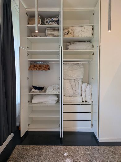 Berlin-Wilmersdorf’da hemen taşınılmaya uygun, yeni yenilenmiş, tamamen mobilyalı 85 m² eski bina dairesi – Fotoğraf 6