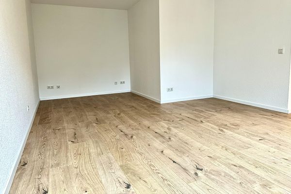Appartamento monolocale con cucina e posto auto a Moselweiß
