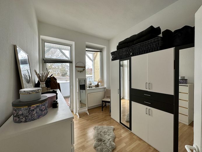 Großzügige 4-Zimmer-Altbauwohnung im 3. OG mit Weitblick über Osnabrück – Foto 7