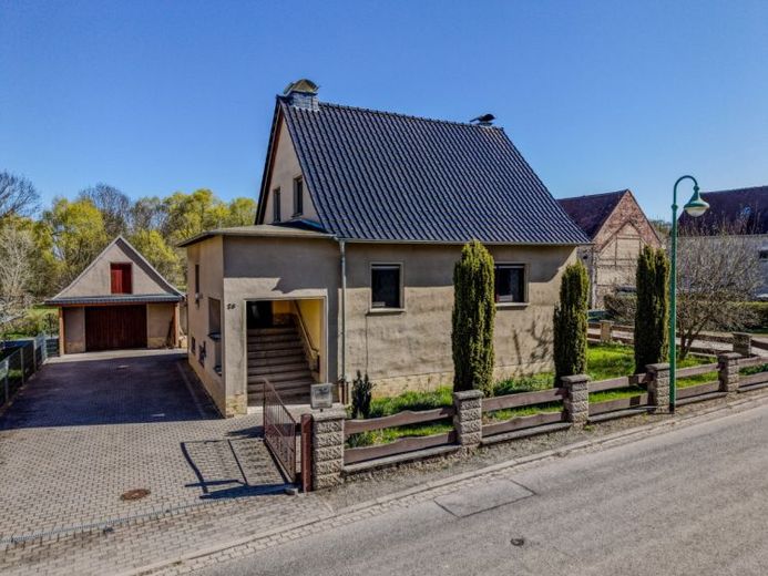 Tolles Einfamilienhaus mit viel Potential – Foto 1