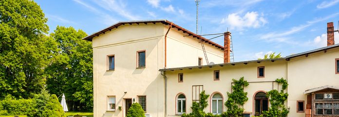 Einfamilienhaus mit Geschichte - und Raum für Ihre Zukunft – Hausansicht