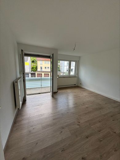 Helle 3-Zimmer-Wohnung mit Balkon in Stuttgart-Ost – Foto 1