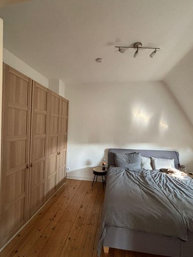 3-Zi. Wohnung, zentral in Heimfeld sucht neuen Bewohner – Schlafzimmer 1