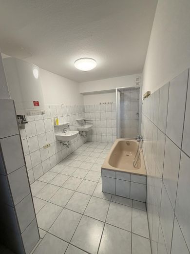Frisch renovierte 4-Zimmer-Wohnung mit Balkon und herrlichem Ausblick in Wald-Michelbach – Foto 10