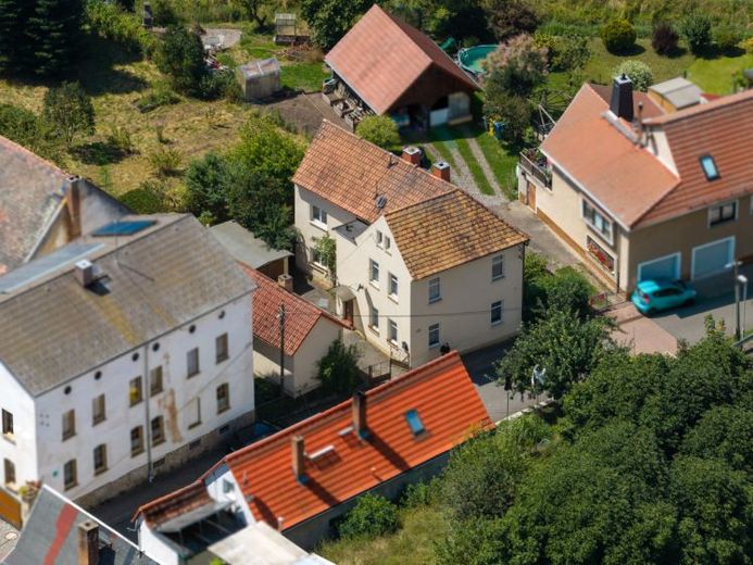 Naturnah wohnen – Haus mit Garten und Gestaltungsspielraum in Gera-Aga – फोटो 1