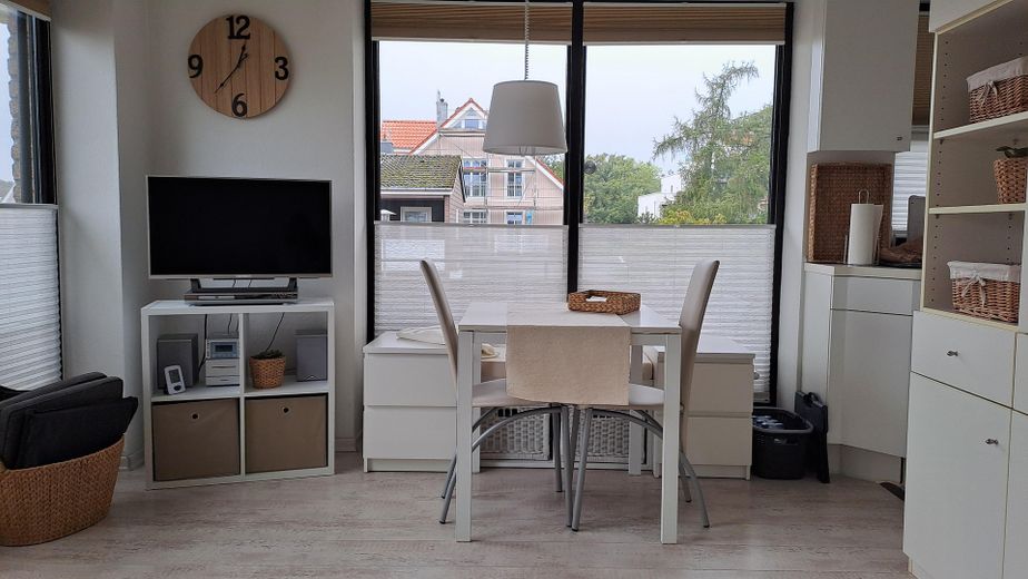 Von privat - 1ZI-Appartement Timmendorfer Strand in Top Lage – Wohnbereich mit Essplatz