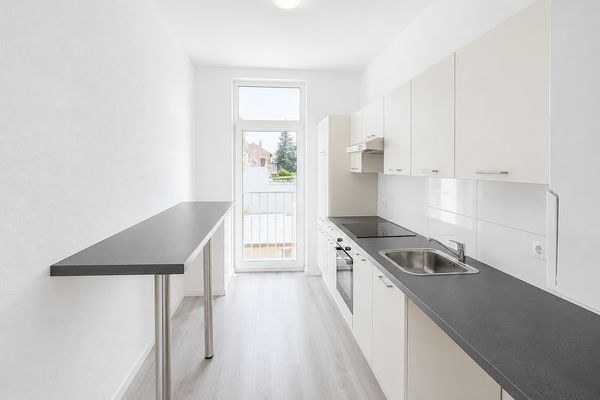 Großzügige 4-Zimmer-Wohnung mit Einbauküche in Wilhelmshaven