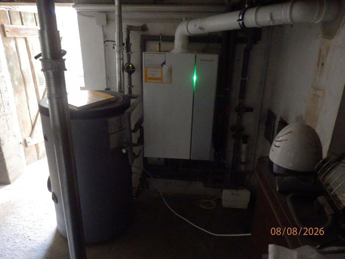 modernisierte Doppelhaushelfte mit zwei Wohnungen auf 403,50 qm Grundstück mit Garage – Gastherme mit 60 l Speicher