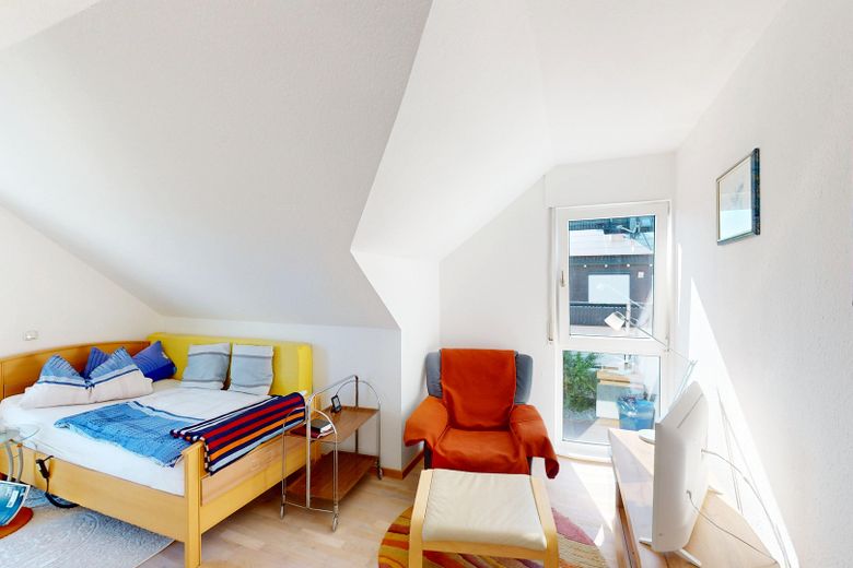 Geniş manzaralı yenilikçi mimar evi; cömert yaşam alanı; modern enerji tedariki – Schlafzimmer OG
