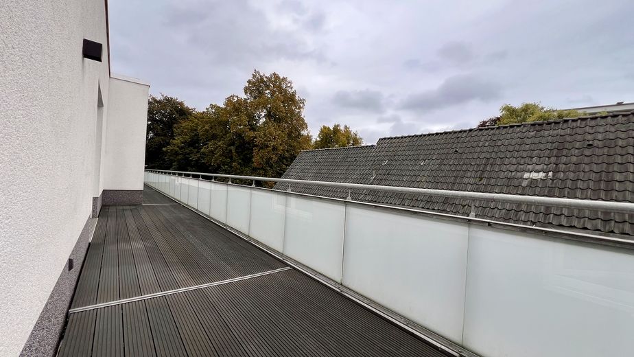 Penthouse I 3-Zimmer-Wohnung mit Süd-Dachterrasse & Aufzug – Dachterrasse