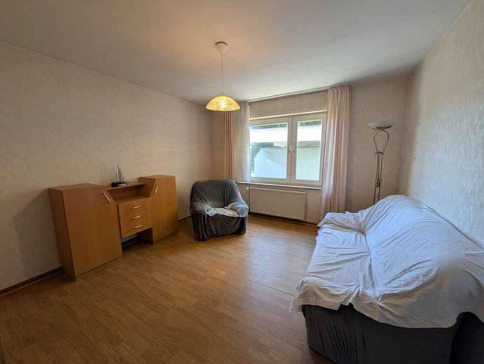 Großes Grundstück in Hüllhorst: Einfamilienhaus mit Potenzial zur Neugestaltung – Bild 6