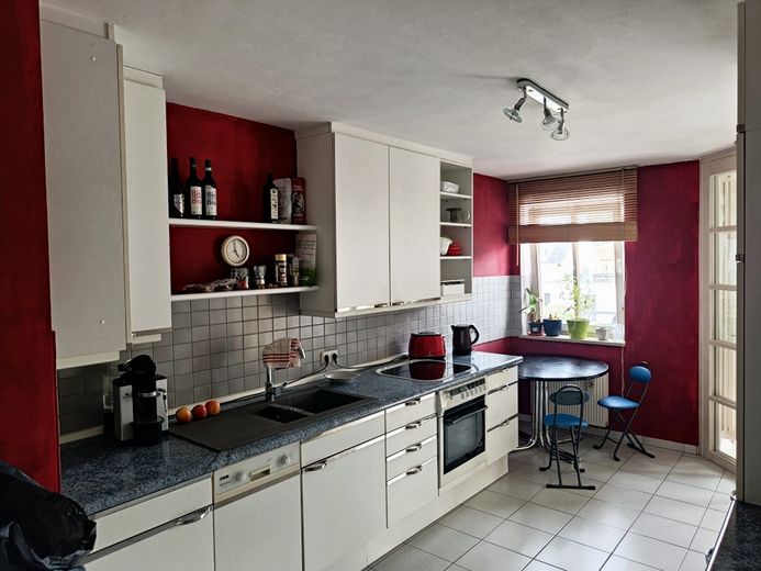 Schöne 2-Zimmer-Wohnung mit gehobener Innenausstattung mit EBK in Regensburger Westen – Foto 13