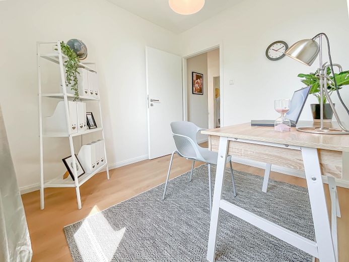 Großzügiges Wohnen mit Terrasse und Garten in Hamburg-Schnelsen – Foto 8