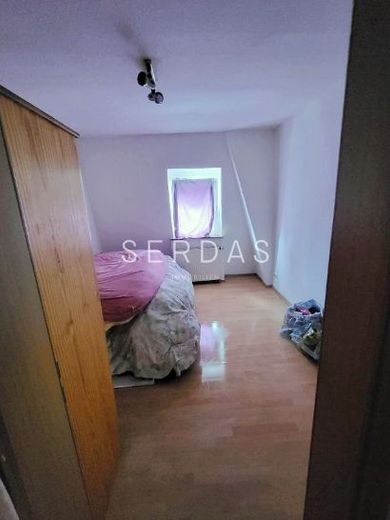 3 vermietete Wohnungen im Paket | ca. 7 % Rendite | ohne Rücklagen | für erfahrene Investoren – Schlafzimmer 2 OG