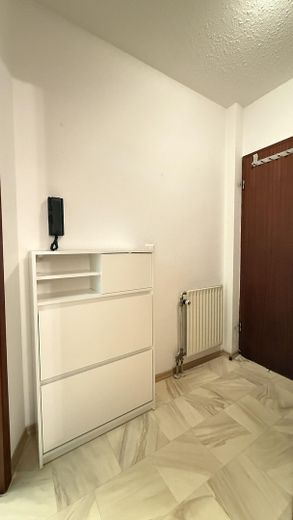 Beautiful 1-Room Apartment with Balcony and Parking Space, Furnished, for Rent in Lengfeld near the University Hospital – Photo 12
