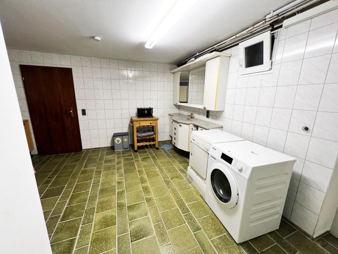 Großer Hauswirtschaftsraum