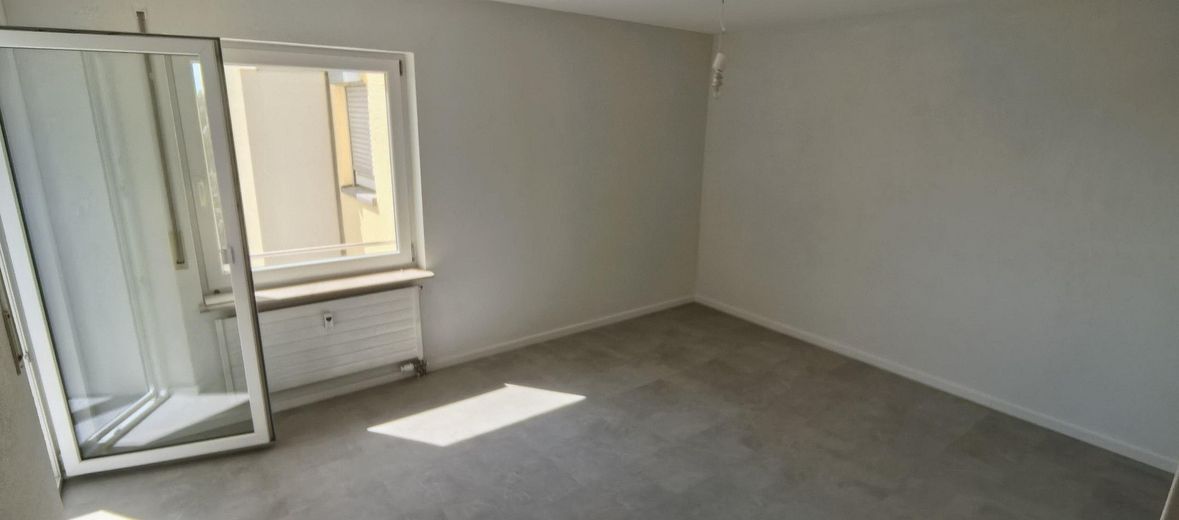 3-Zimmer-Wohnung – frisch renoviert, bezugsfertig – Schlafzimmer 2