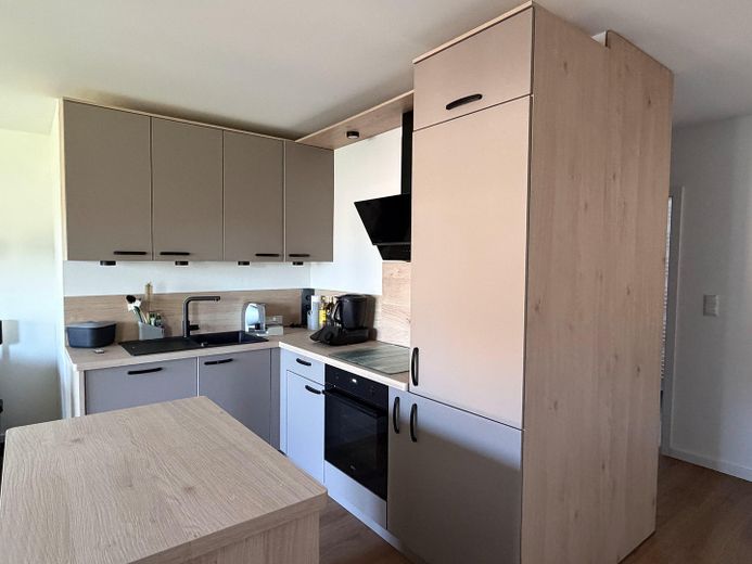 Neubau! Exklusive 3-Zimmer Wohnung mit Balkon! – Küche