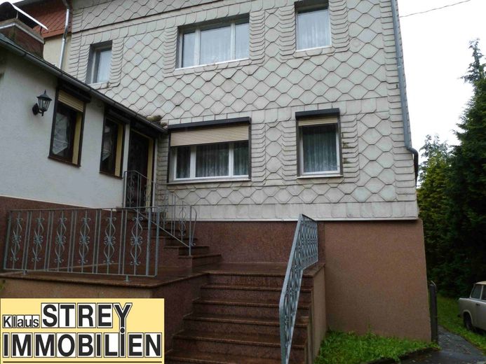Doppelhaushälfte mit Nebengebäude und Grundstück in Waldnähe – 01 P1070685k - Kopie (4) - Kopie