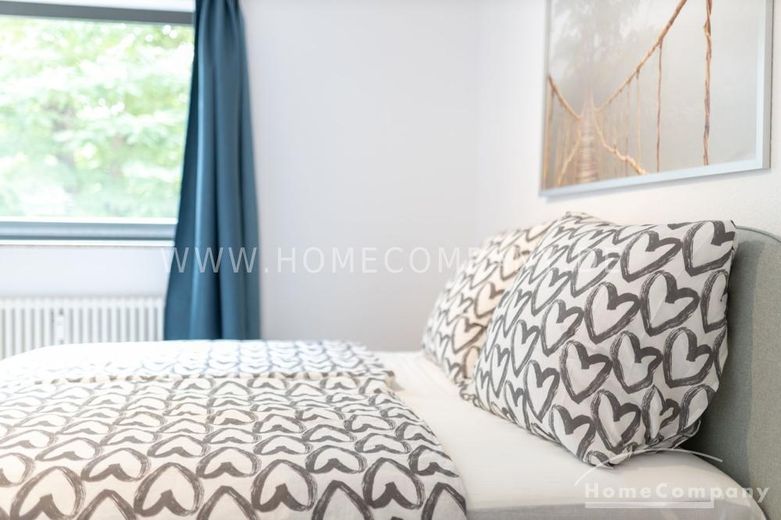 **Helle, großzügige und frisch renovierte 2,5 Zimmer Wohnung mit Balkon** – d8876a5486c4fab501808fc93490e8a80b0d0dba.jpg