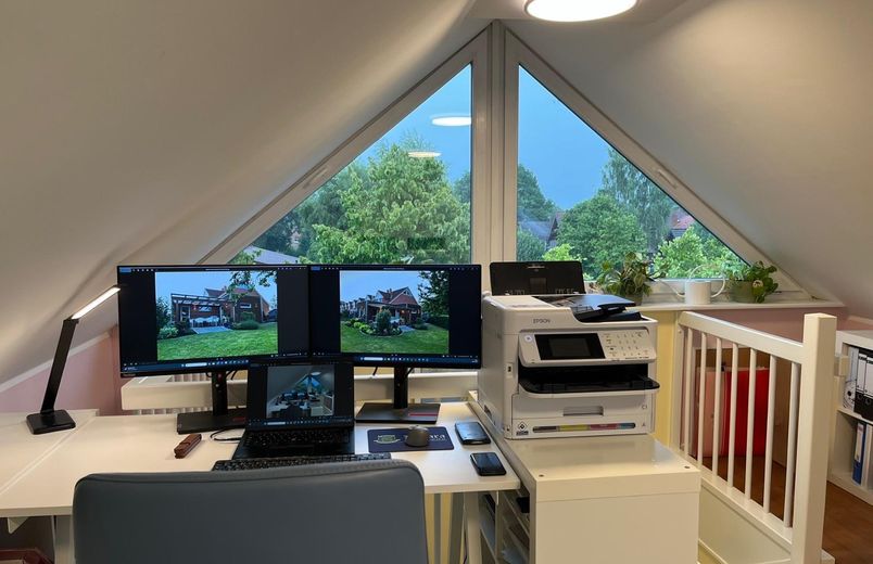 Charming end-terrace house with generous plot in Kaltenkirchen – Homeoffice DG