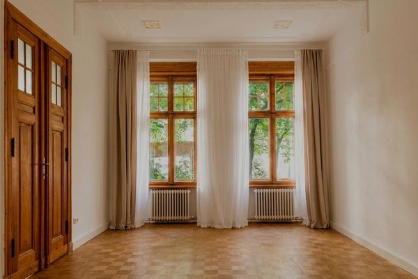 Gründerzeitwohnung in ruhiger KuDamm Seitenstraße