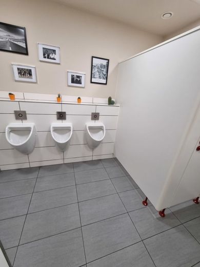 WC-Anlage H