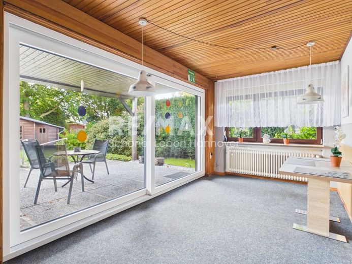 Viel Platz und zahlreiche Möglichkeiten - ehemaliges Altenpflegeheim mit großem Potenzial – Zimmer EG