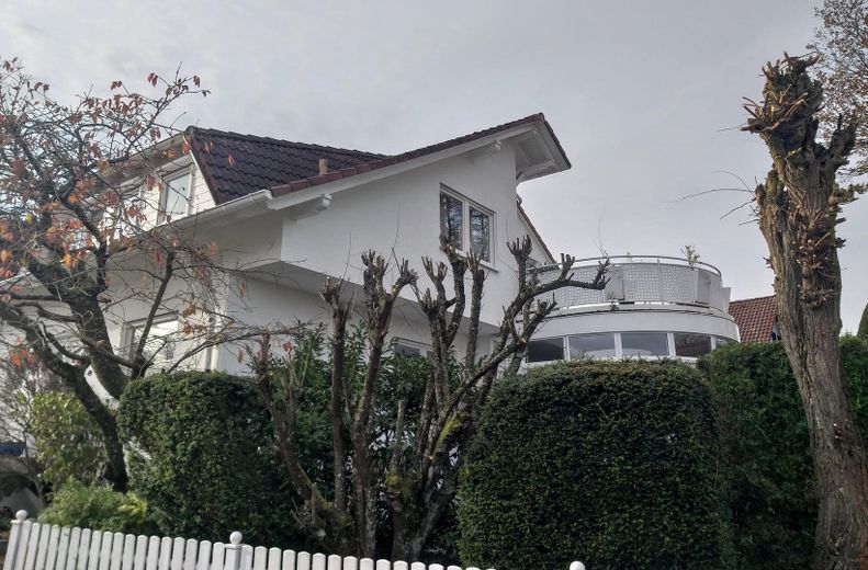 Seitenansicht m.Dachterrasse