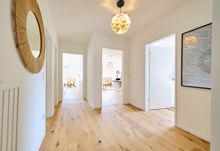 Appartamento modernizzato di recente, 3 locali con balcone – Foto 7