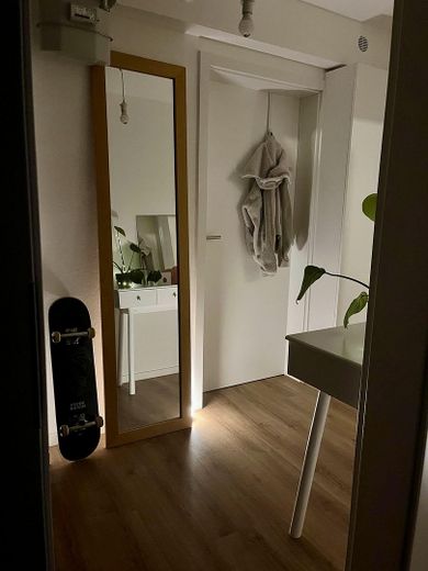 Cozy 3-room apartment in a quiet location in Stuttgart-Süd – Zimmer 