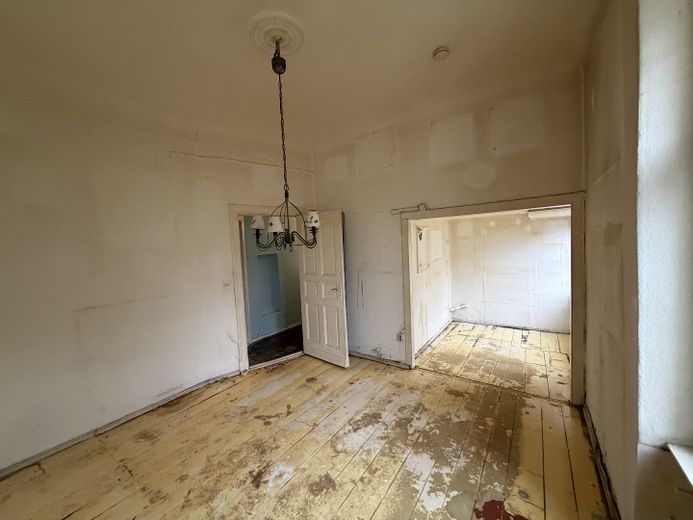 4. Zimmer (Ansicht zum Flur)