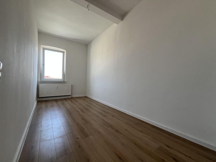 helle 4-Zimmer-Wohnung im 2. OG – Foto 8