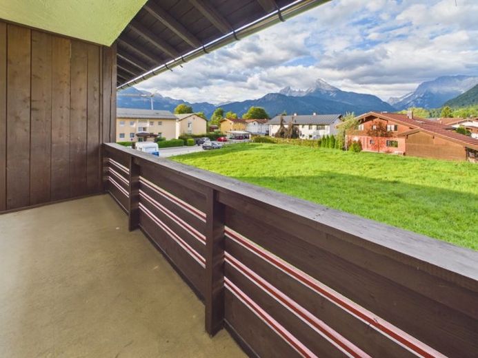 Uitzicht op de Watzmann en de hele dag zon. Ideaal ingedeeld 3-kamerappartement in Stanggaß – Foto 1