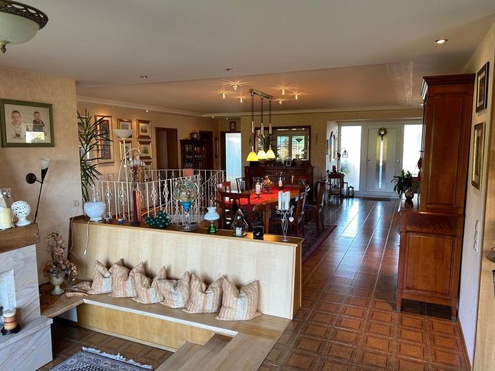 Se vende casa unifamiliar bien cuidada con gran parcela – Foto 8