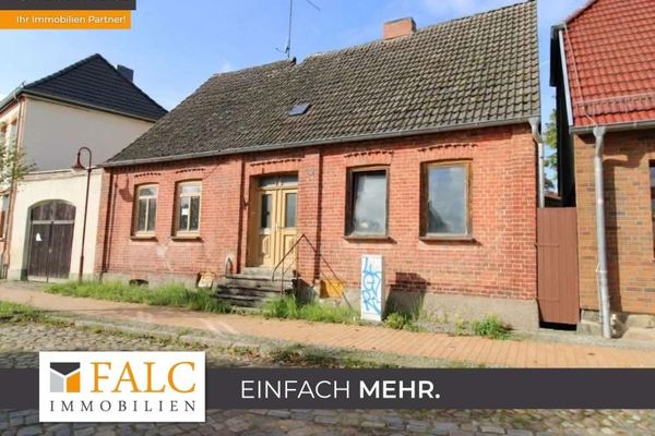 +++ Historischer Charme sucht Visionäre: Entkerntes Stadthaus nah am Wismarer Umland +++