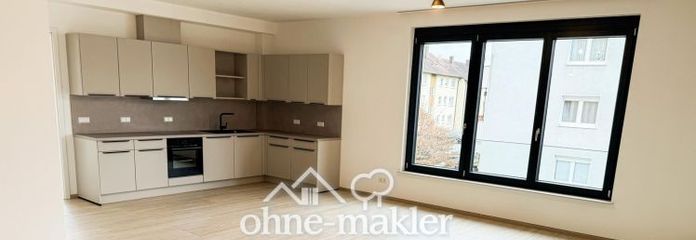 Перше заселення — високоякісна 4-кімнатна новобудова зі стелею заввишки 2,8 м, лоджією та сауною