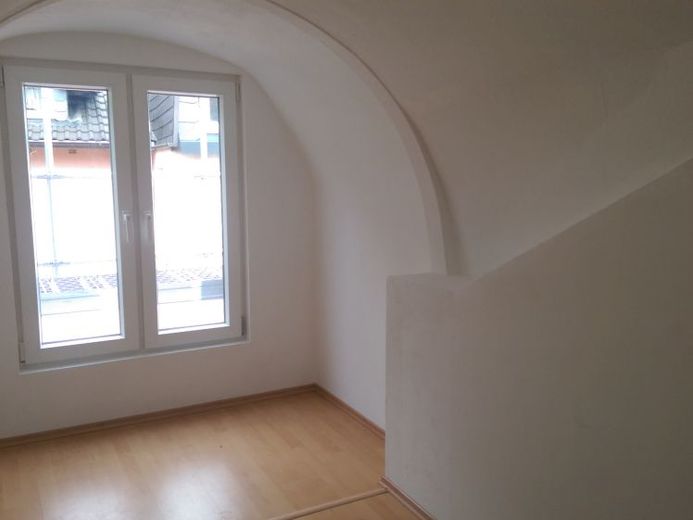 Provisionsfrei _ 2 - Zi - Maisonette-Wohnung im Herzen von Offenbach – Foto 1